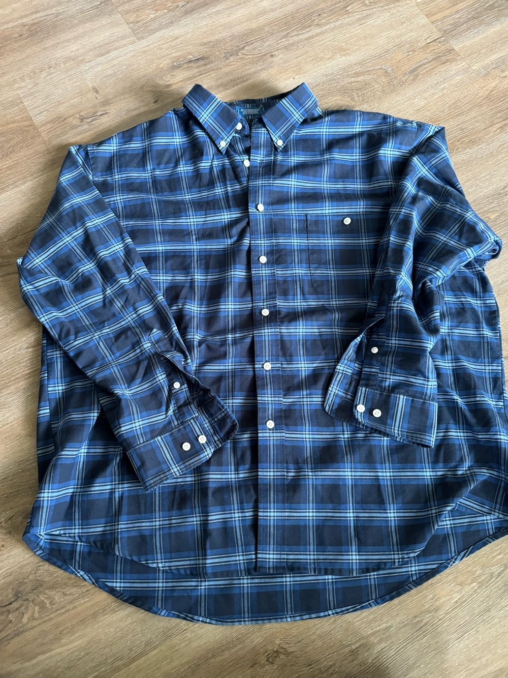 Towncraft Navy and Light Blue Plaid Button-Down Shirt XL